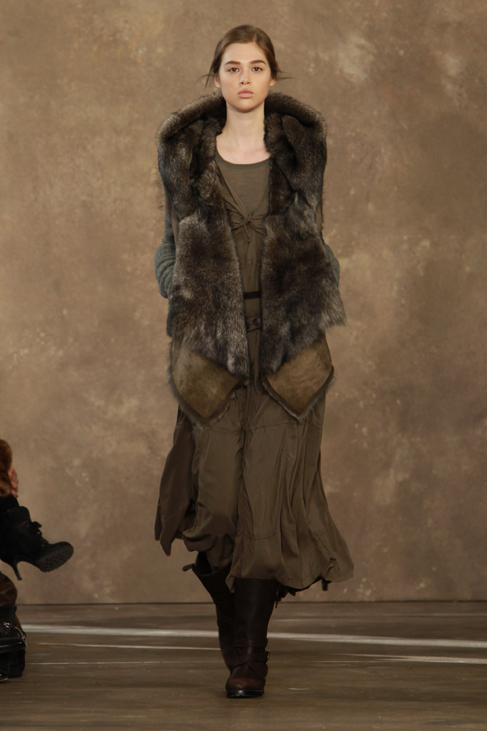 Donna Karan 2011ϵиDƬ