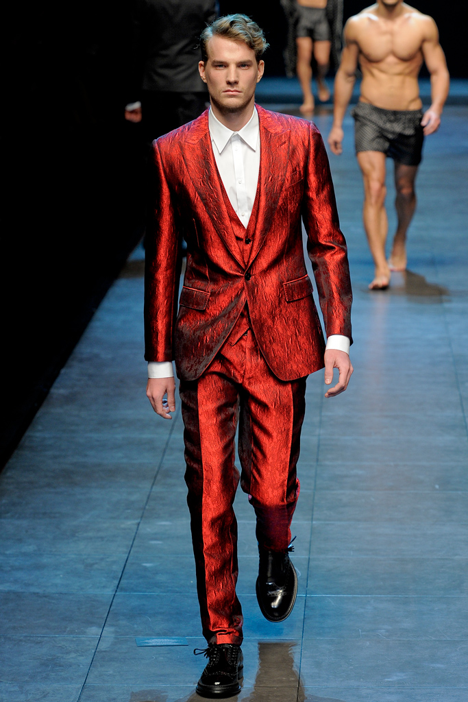 Dolce & Gabbana 2011ﶬbDƬ