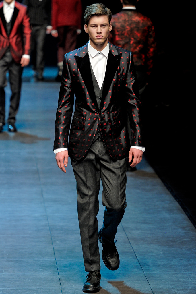 Dolce & Gabbana 2011ﶬbDƬ