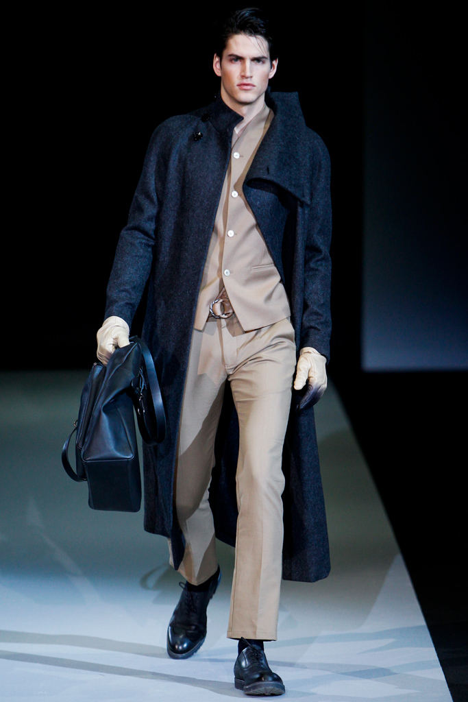Emporio Armani 2011ﶬbDƬ