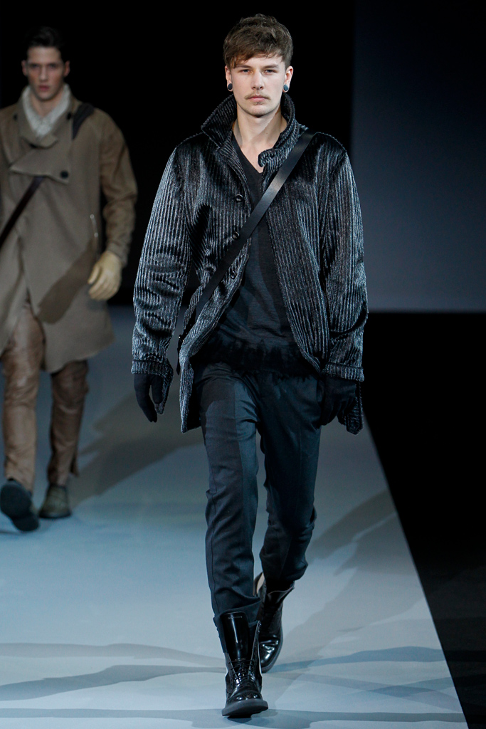 Emporio Armani 2011ﶬbDƬ