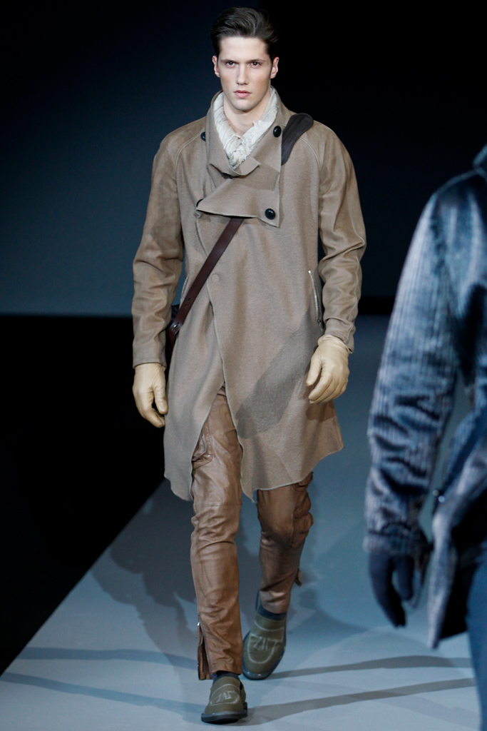 Emporio Armani 2011ﶬbDƬ