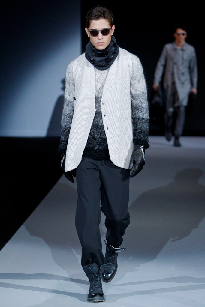 Emporio Armani 2011ﶬbDƬ