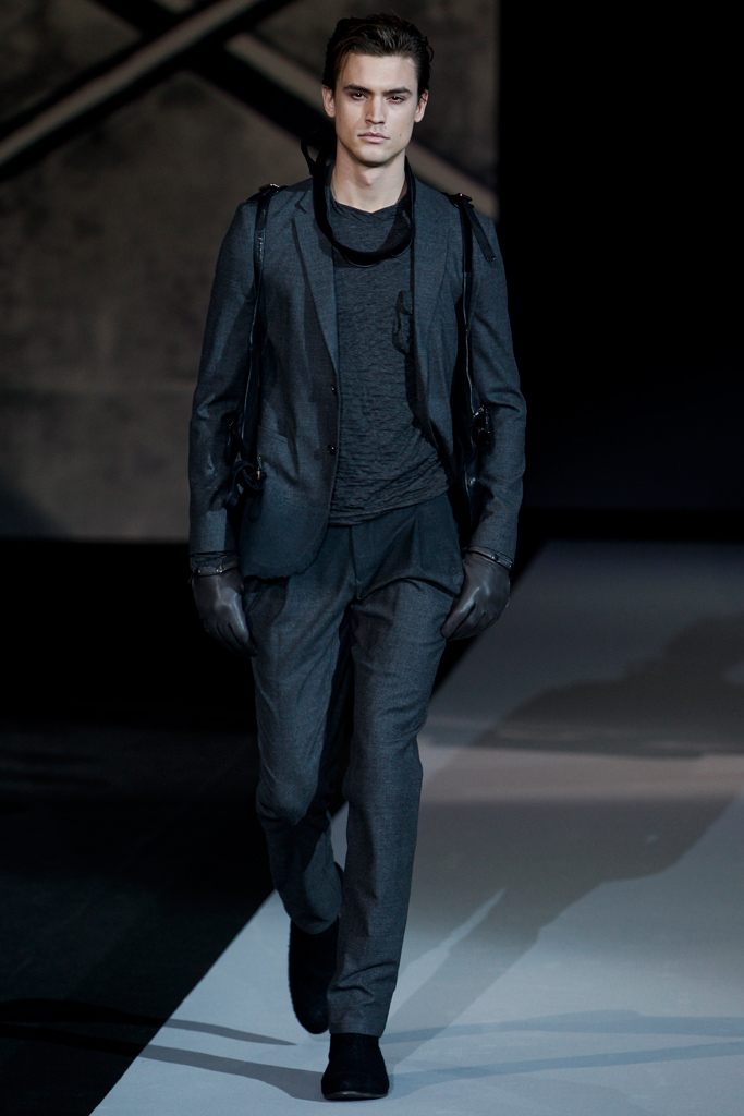 Emporio Armani 2011ﶬbDƬ