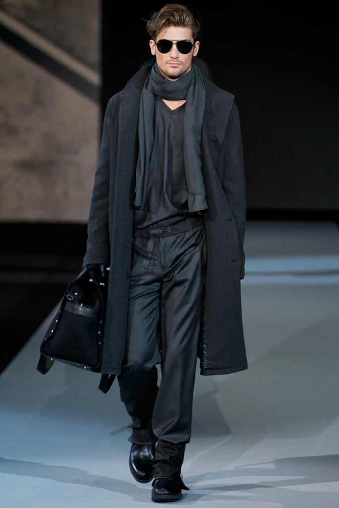 Emporio Armani 2011ﶬbDƬ