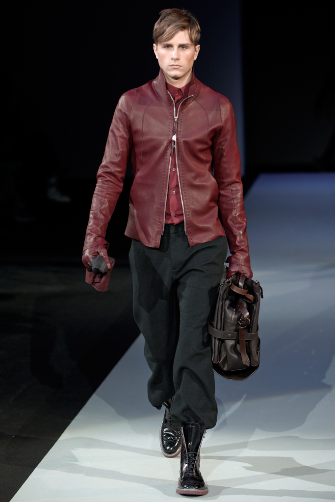 Emporio Armani 2011ﶬbDƬ