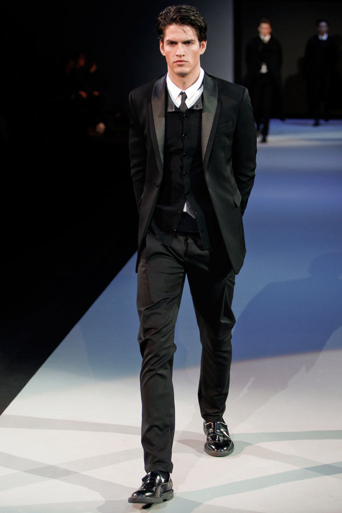 Emporio Armani 2011ﶬbDƬ