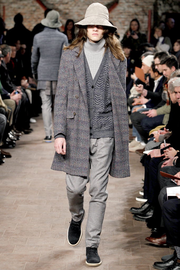 Missoni 2011ﶬbDƬ