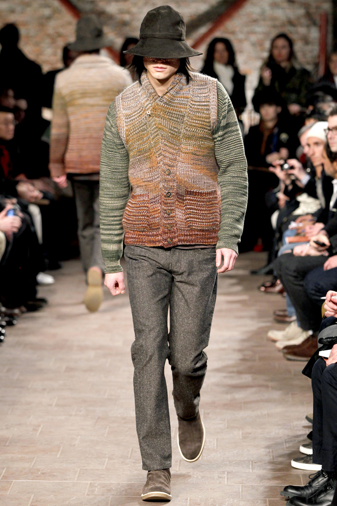 Missoni 2011ﶬbDƬ