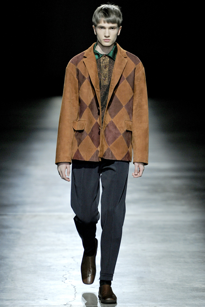 Prada 2011ﶬbDƬ