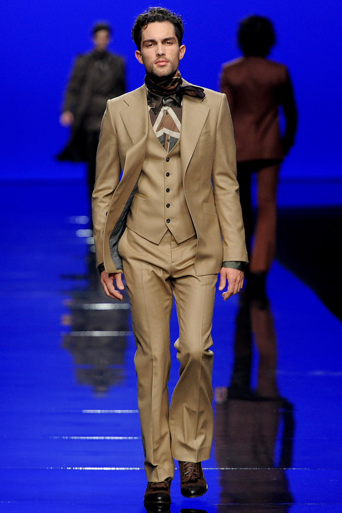 Roberto Cavalli 2011ﶬbDƬ
