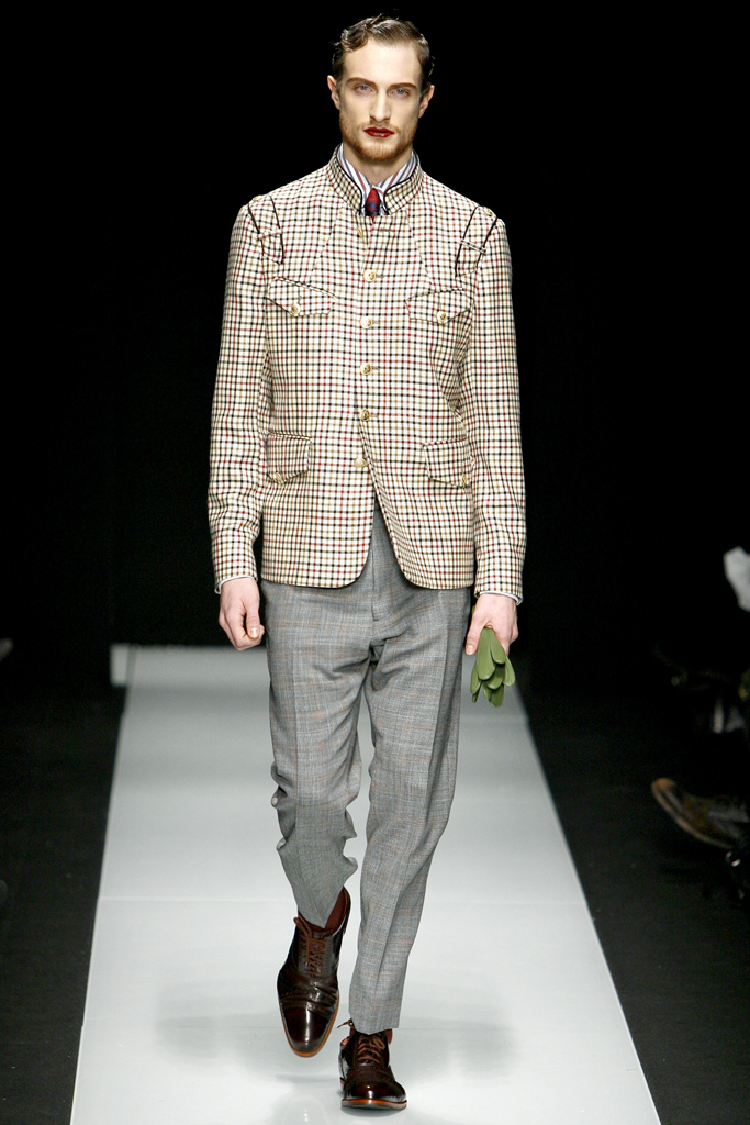 Vivienne Westwood 2011ﶬbDƬ