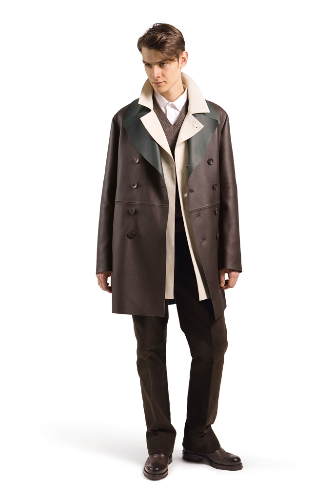 Bally 2011 ﶬbDƬ