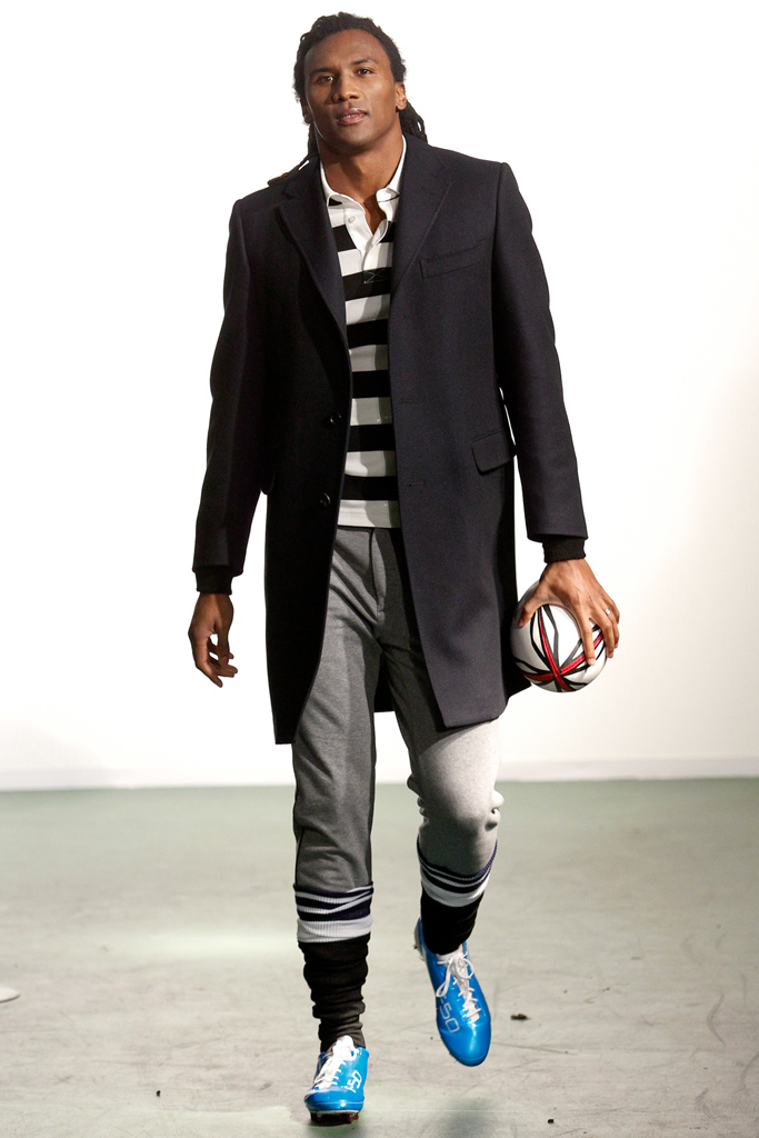 Moschino 2011 秋冬男裝高清圖片