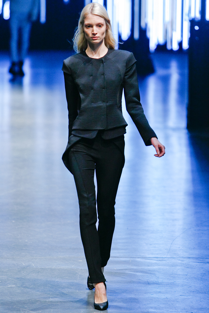 Neil Barrett 2011 ﶬbDƬ