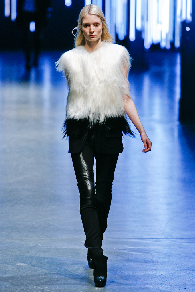 Neil Barrett 2011 ﶬbDƬ