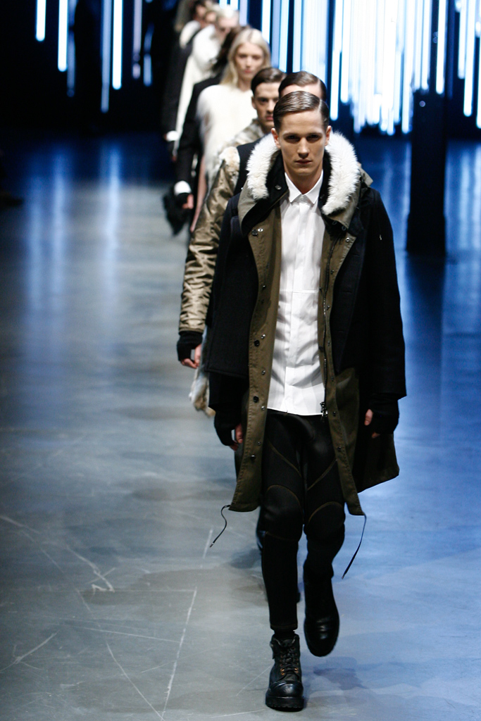 Neil Barrett 2011 ﶬbDƬ