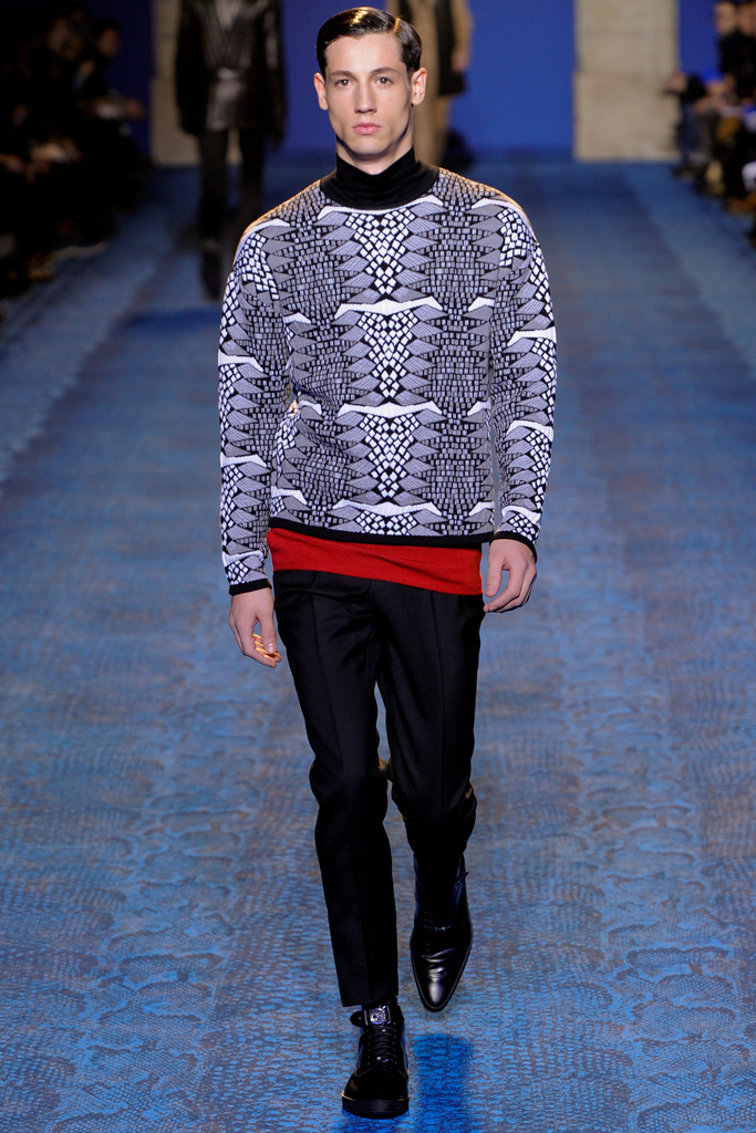 Versace 2011 ﶬbDƬ