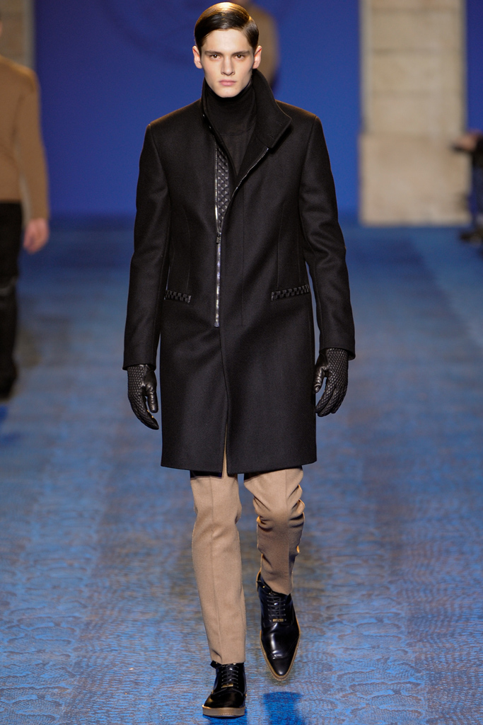 Versace 2011 ﶬbDƬ