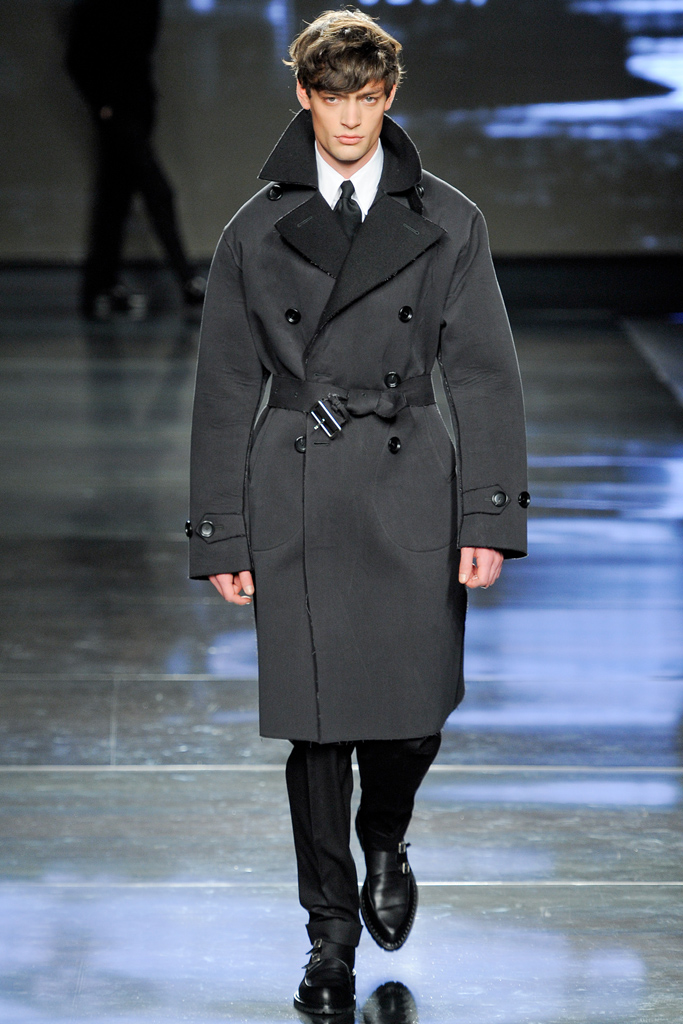 Z Zegna 2011 ﶬbDƬ