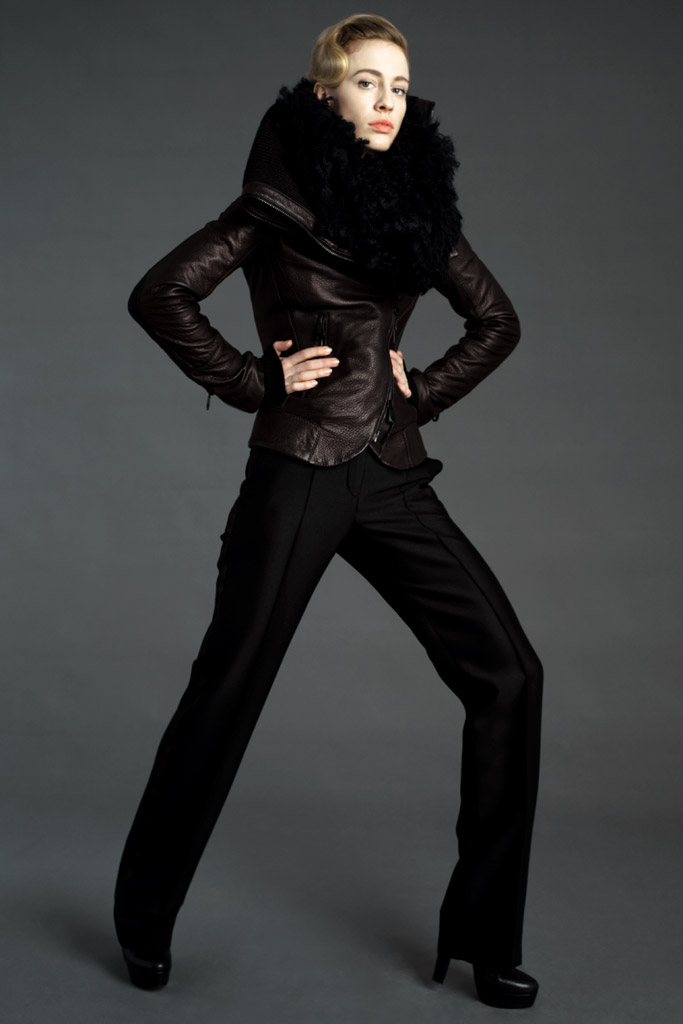 Viktor & Rolf 2011 ϵиDƬ
