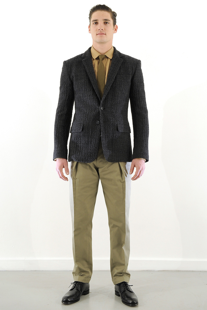 Mr. by Roland Mouret 2011 ﶬbDƬ