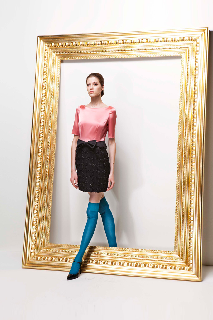 Moschino 2011 ϵиDƬ