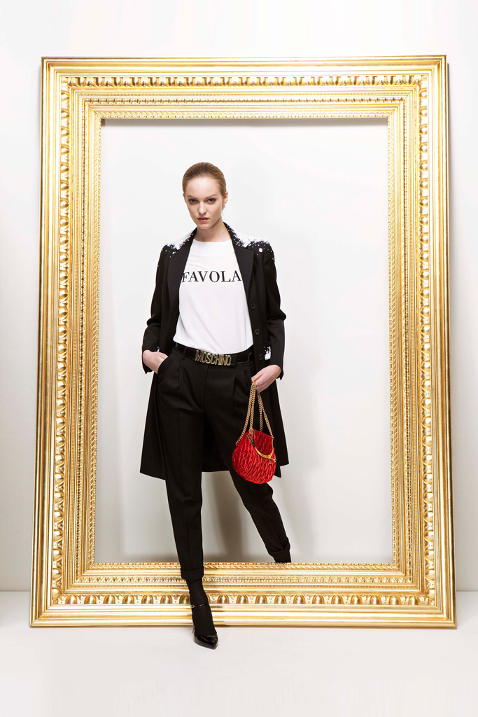Moschino 2011 ϵиDƬ