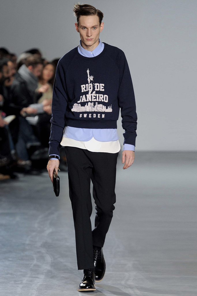 Acne 2011 ﶬbDƬ