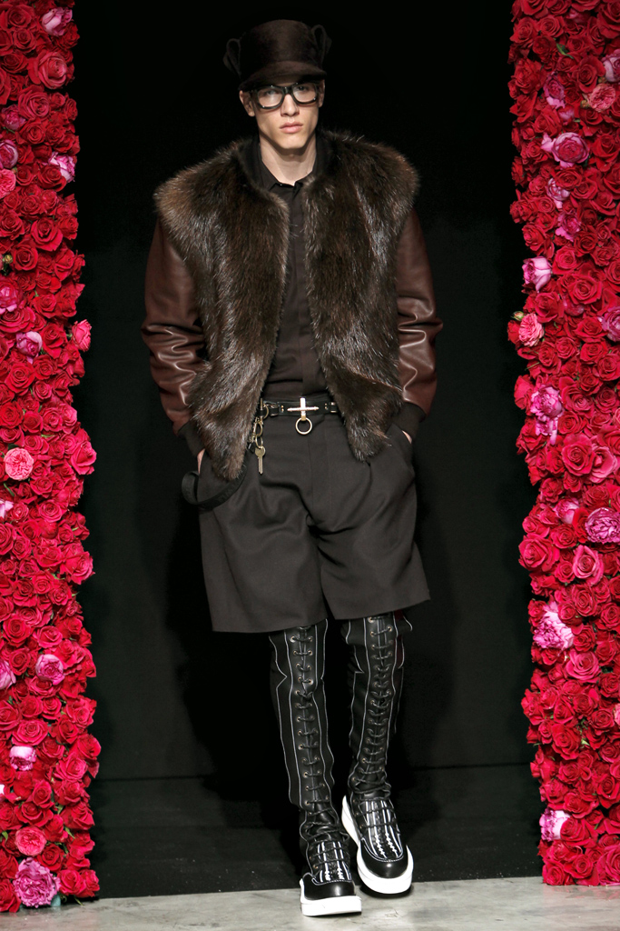 Givenchy 2011 ﶬbDƬ
