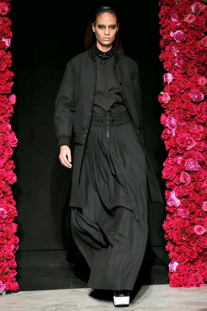 Givenchy 2011 ﶬbDƬ