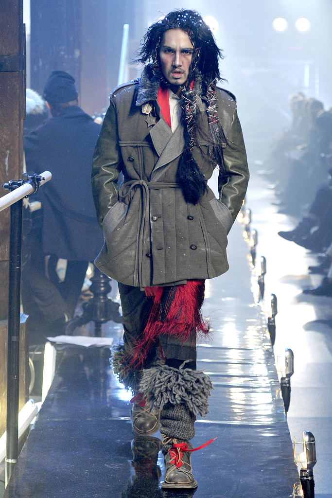John Galliano 2011 ﶬbDƬ
