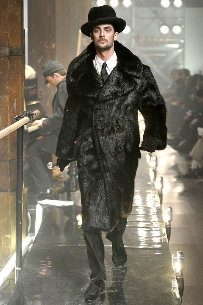 John Galliano 2011 ﶬbDƬ