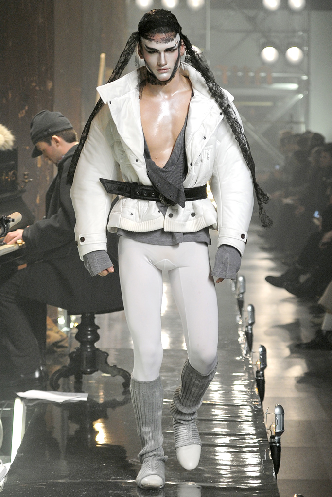 John Galliano 2011 ﶬbDƬ