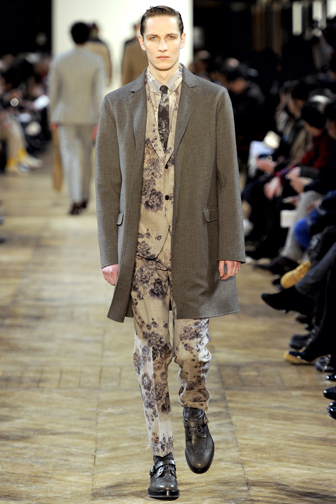 Kenzo 2011 ﶬbDƬ