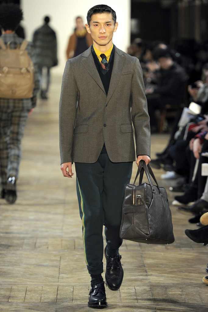 Kenzo 2011 ﶬbDƬ