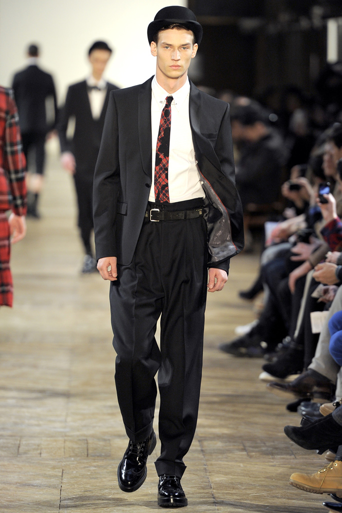 Kenzo 2011 ﶬbDƬ