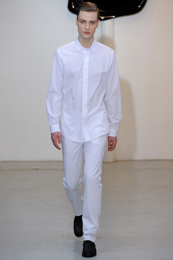 Viktor & Rolf 2011 ﶬbDƬ