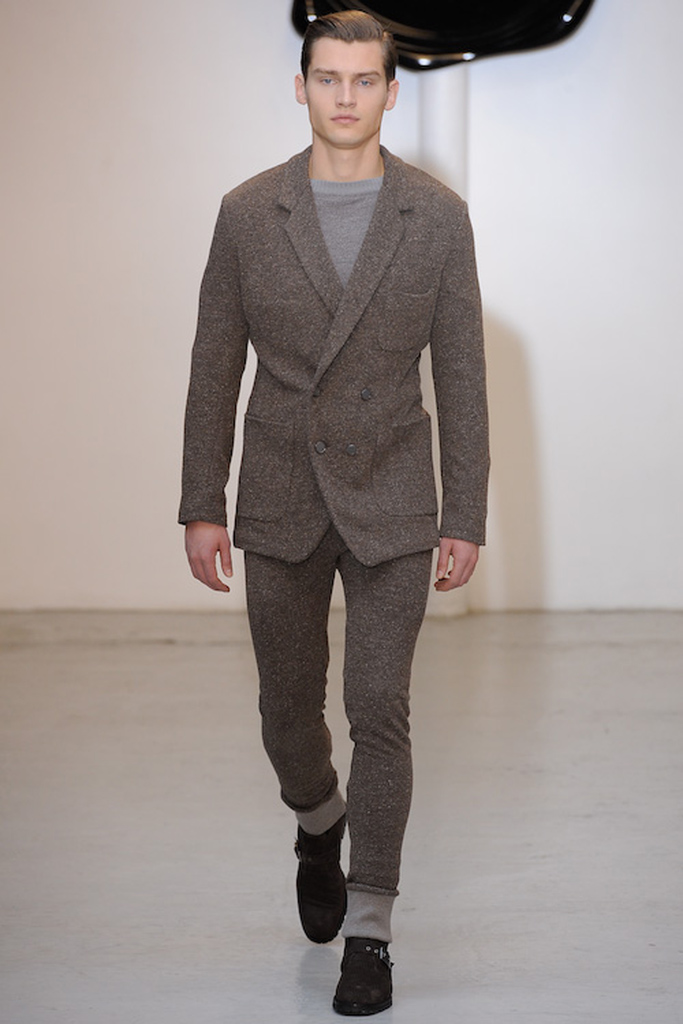 Viktor & Rolf 2011 ﶬbDƬ