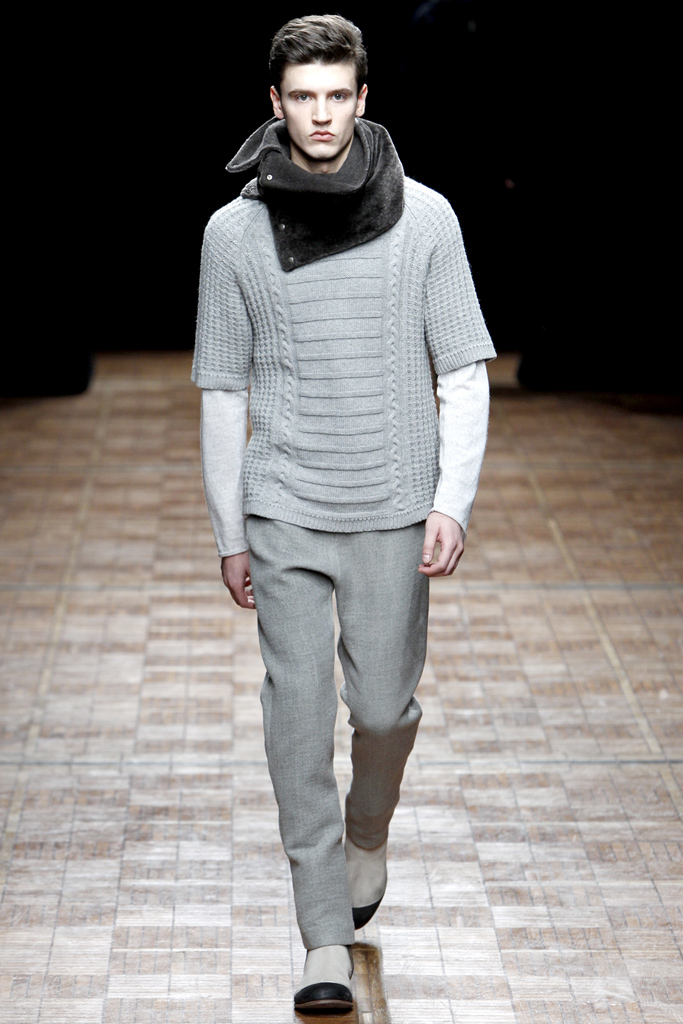 Yigal Azrouel 2011 ﶬbDƬ