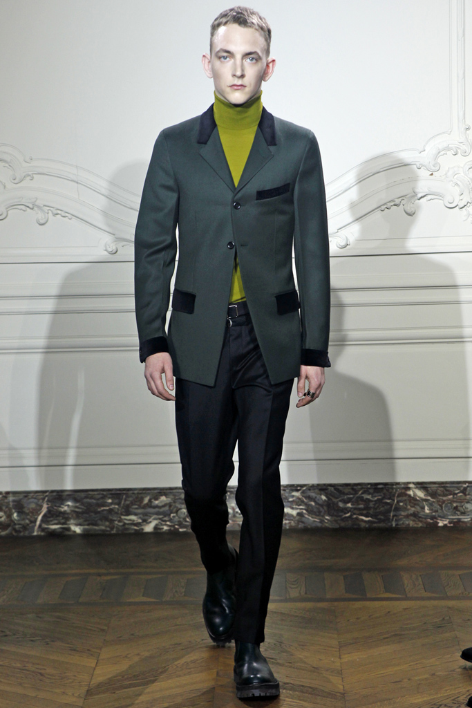 Yves Saint Laurent 2011 ﶬbDƬ