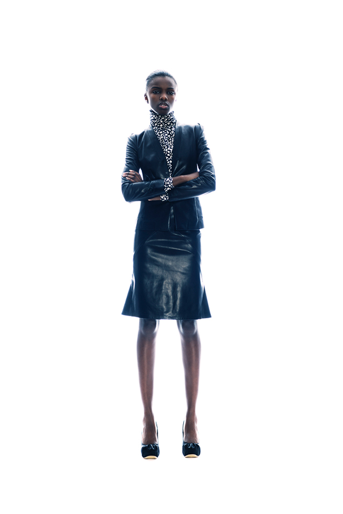 Emanuel Ungaro 2011 ϵиDƬ
