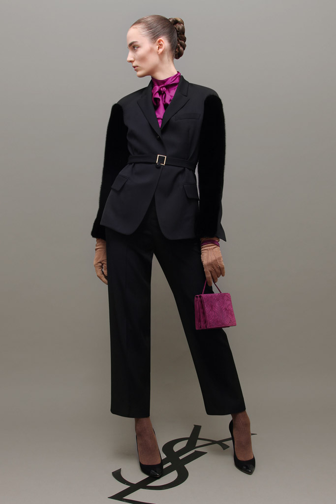 Yves Saint Laurent 2011 ϵиDƬ