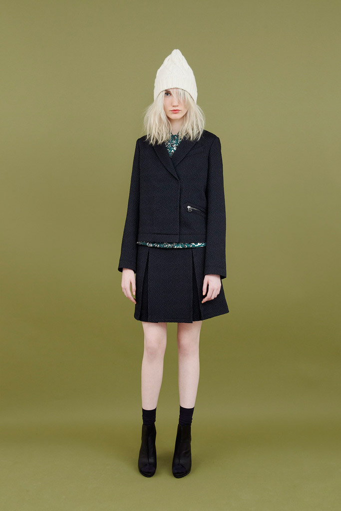 Cacharel 2011 ϵиDƬ