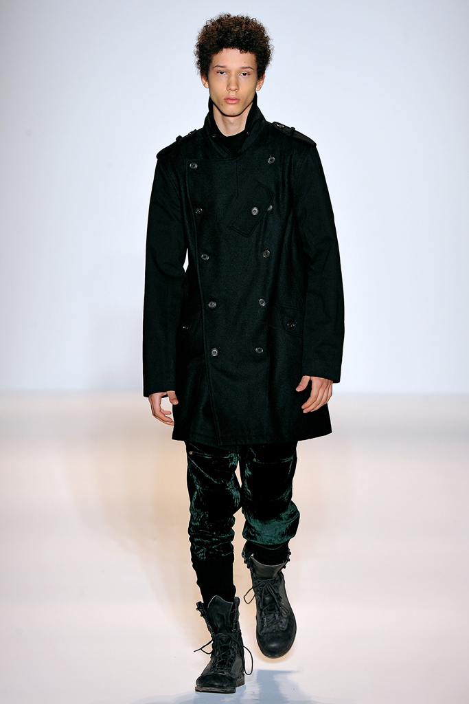 Nicholas K 2011 ﶬbDƬ