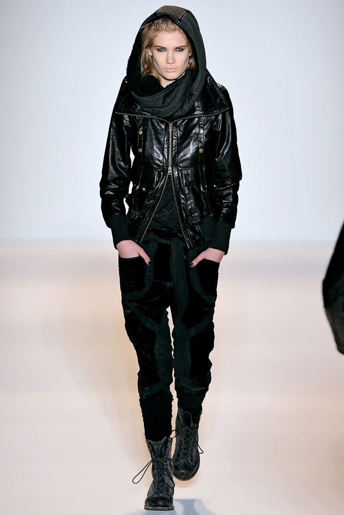 Nicholas K 2011 ﶬ¸DƬ