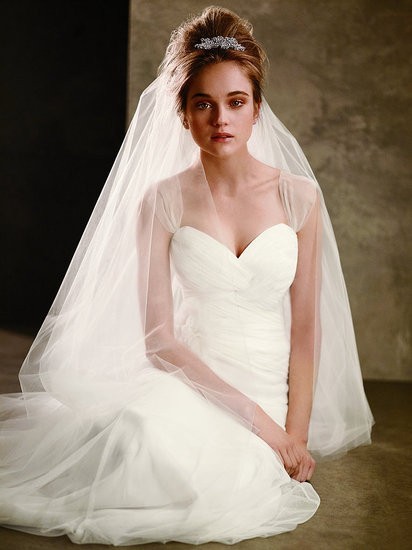 Vera Wang聯合Davids Bridal 平價婚紗系列高清圖片