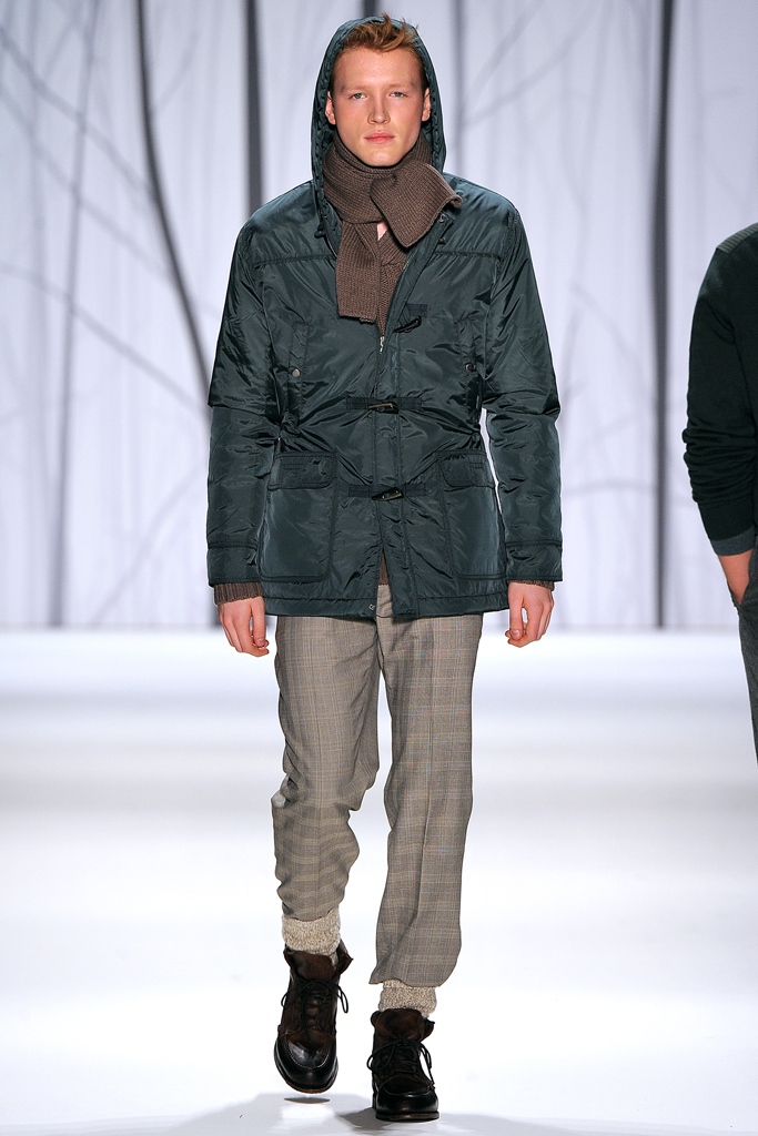 Perry Ellis 2011 ﶬbDƬ