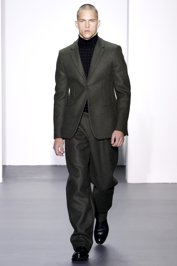 Calvin Klein 2011 ﶬbDƬ