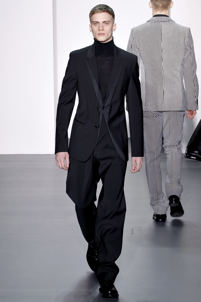 Calvin Klein 2011 ﶬbDƬ